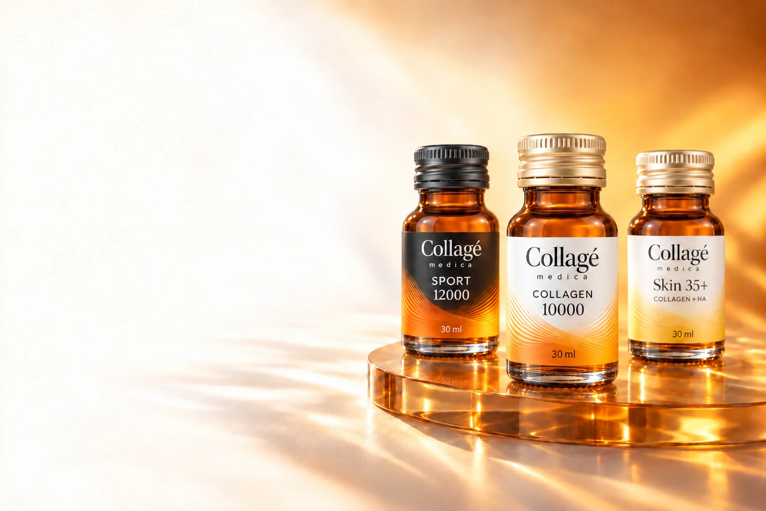 Три колагенові шоти Collagé medica у теплому сонячному світлі
